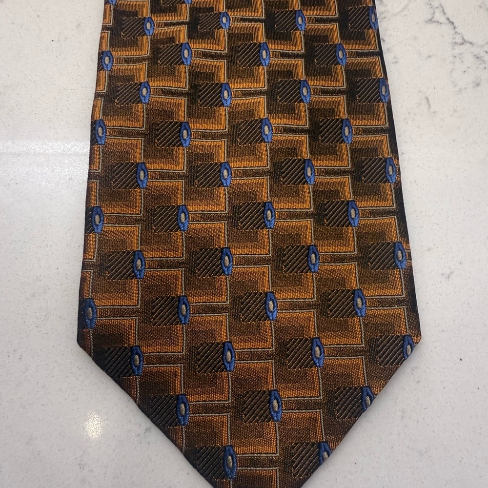 Sophisticated Geometric Tie in Brown and Blue